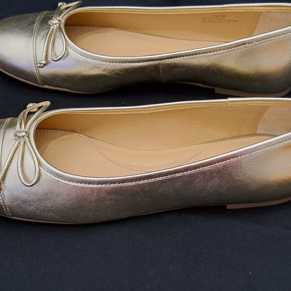 Talbots Shiny Gold Tone Leather Ballet Flats with Bow Size 10.5 M NWOT - Picture 7 of 12
